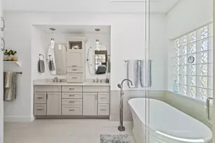 1084 Whiteheart Ct, Marco Island, FL 34145 - Photo 26