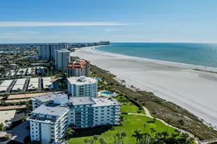 220 Seaview Ct, Marco Island, FL 34145 - Photo 34