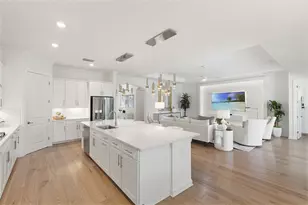 3135 Heather Glen Ct, Naples, FL 34114 - Photo 10