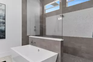 233 Rockhill Ct, Marco Island, FL 34145 - Photo 18
