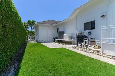 233 Rockhill Court, Marco Island, FL 34145 - Photo 34