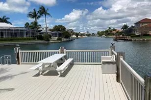 1188 Winterberry Dr, Marco Island, FL 34145 - Photo 4