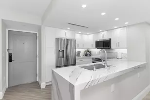 260 Seaview Ct, Marco Island, FL 34145 - Photo 2