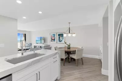 260 Seaview Court #1409, Marco Island, FL 34145 - Photo 4