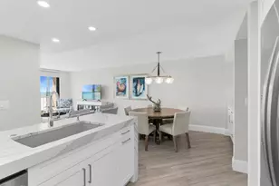 260 Seaview Ct, Marco Island, FL 34145 - Photo 4