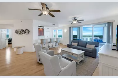 337 Vintage Bay Drive #D25, Marco Island, FL 34145 - Photo 4