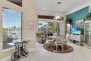 98 Gulfport Ct, Marco Island, FL 34145 - Photo 12