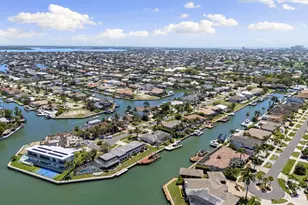 1784 Wavecrest Ct, Marco Island, FL 34145 - Photo 42