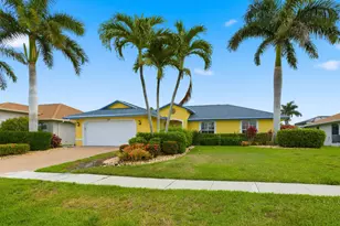 139 Balfour Dr, Marco Island, FL 34145 - Photo 2