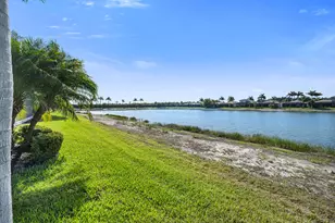 14815 Edgewater Cir, Naples, FL 34114 - Photo 28