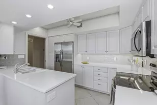 4051 Gulf Shore Blvd N, Naples, FL 34103 - Photo 12