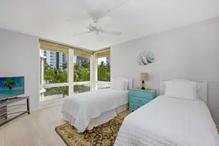 4051 Gulf Shore Blvd N, Naples, FL 34103 - Photo 22