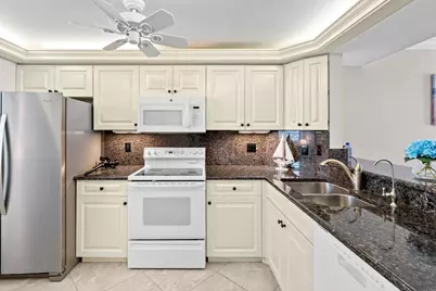 320 Seaview Court #805, Marco Island, FL 34145 - Photo 8