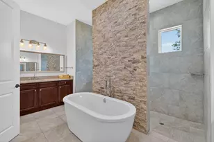 118 Bermuda Rd, Marco Island, FL 34145 - Photo 14
