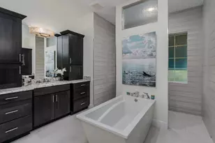 1017 Admiralty Ct, Marco Island, FL 34145 - Photo 16