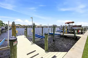 275 Cays Dr, Naples, FL 34114 - Photo 6