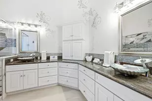 275 Cays Dr, Naples, FL 34114 - Photo 30