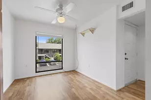 1208 Commonwealth Cir, Naples, FL 34116 - Photo 6