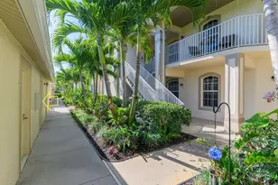 350 Newport Dr, Naples, FL 34114 - Photo 4