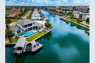 826 Banyan Court, Marco Island, FL 34145 - Photo 4