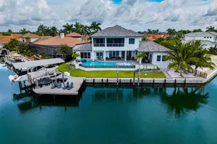 826 Banyan Ct, Marco Island, FL 34145 - Photo 6
