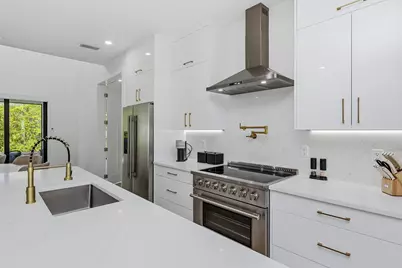 3400 Canal Street, Naples, FL 34112 - Photo 10