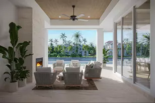 1566 Curlew Ave, Naples, FL 34102 - Photo 2