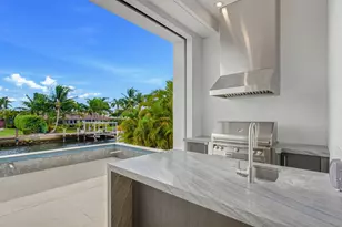 1566 Curlew Ave, Naples, FL 34102 - Photo 16