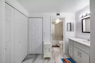 320 Seaview Ct, Marco Island, FL 34145 - Photo 18
