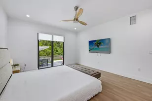 3384 Canal St, Naples, FL 34112 - Photo 14