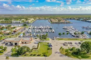 365 Stella Maris Dr N, Naples, FL 34114 - Photo 32