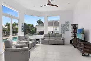405 Driftwood Ct, Marco Island, FL 34145 - Photo 18