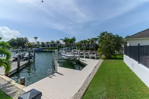405 Driftwood Ct, Marco Island, FL 34145 - Photo 34