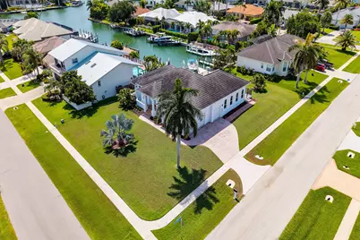 405 Driftwood Court, Marco Island, FL 34145 - Photo 38