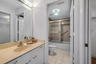 208 Furse Lakes Cir, Naples, FL 34104 - Photo 22