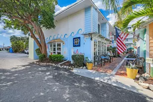 160 Palm St, Marco Island, FL 34145 - Photo 22