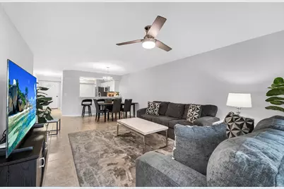 925 New Waterford Drive #104, Naples, FL 34104 - Photo 6