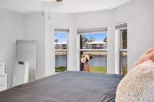 925 New Waterford Dr, Naples, FL 34104 - Photo 16