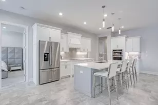 14327 Laguna Spgs Ln, Naples, FL 34114 - Photo 2