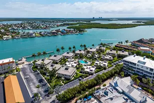 1215 Edington Pl, Marco Island, FL 34145 - Photo 30