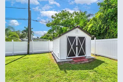 3196 Connecticut Avenue, Naples, FL 34112 - Photo 36