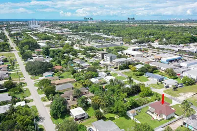3196 Connecticut Avenue, Naples, FL 34112 - Photo 2