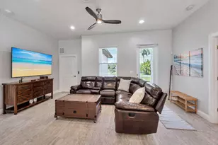 3196 Connecticut Ave, Naples, FL 34112 - Photo 8