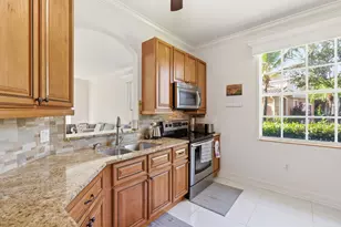 14165 Winchester Ct, Naples, FL 34114 - Photo 6