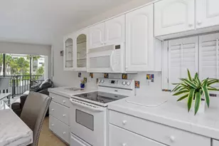 1007 Anglers Cove, Marco Island, FL 34145 - Photo 4