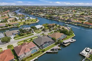 931 Ivory Ct, Marco Island, FL 34145 - Photo 46