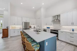 931 Ivory Ct, Marco Island, FL 34145 - Photo 6