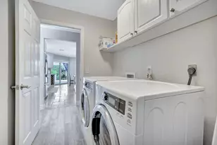 1350 Waikiki Ct, Marco Island, FL 34145 - Photo 30