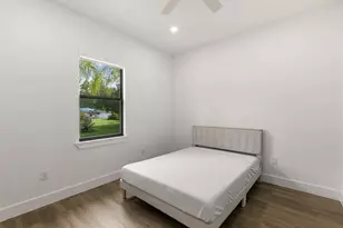 223 1st St SW, Naples, FL 34117 - Photo 26