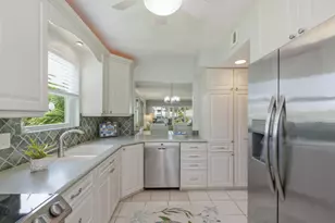 860 Panama Ct, Marco Island, FL 34145 - Photo 4